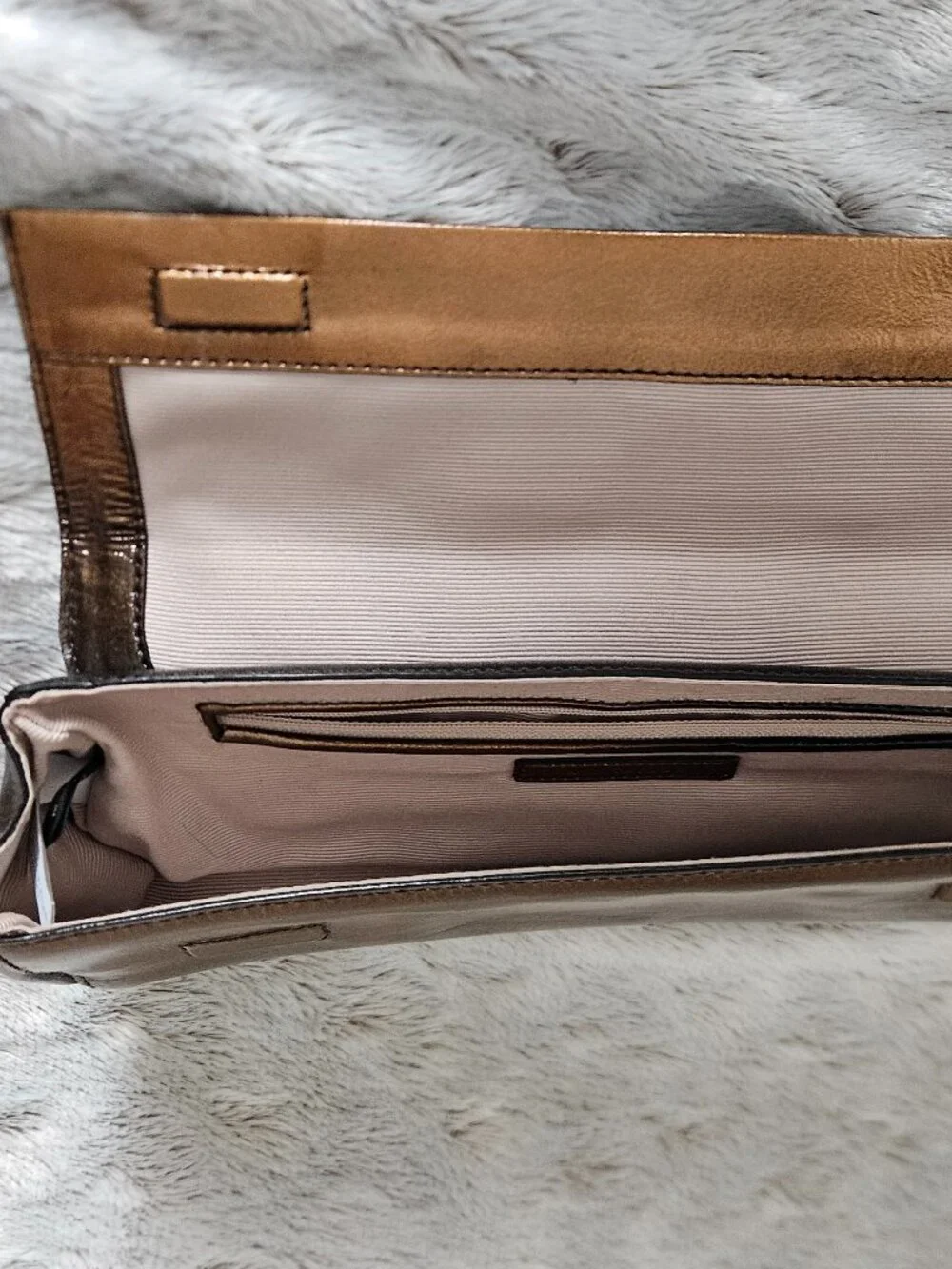 NWT Ann Taylor Bronze Patent Ombre Clutch   {#826-1}